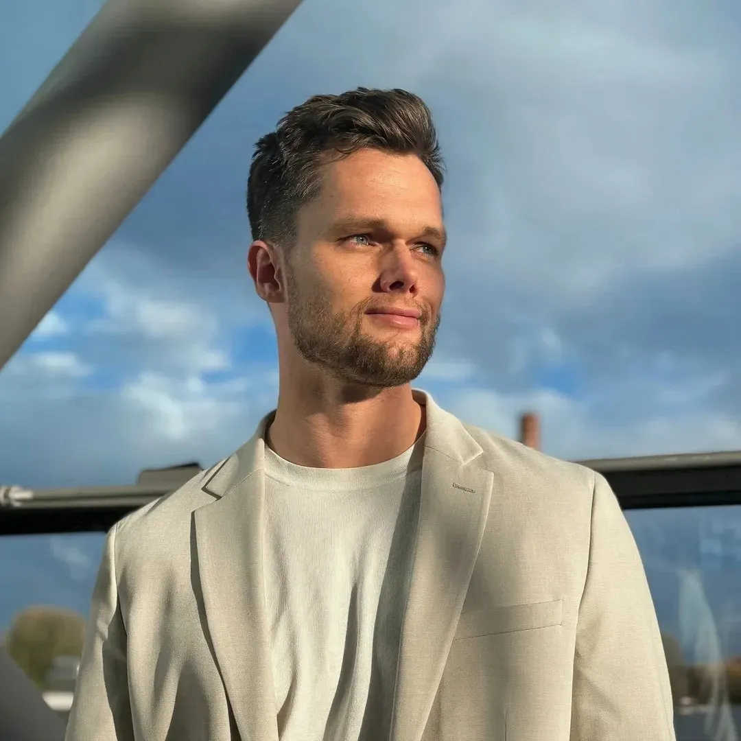 Joost van Putten construyendo sistemas de crecimiento online para coaches y expertos — NXG Media
